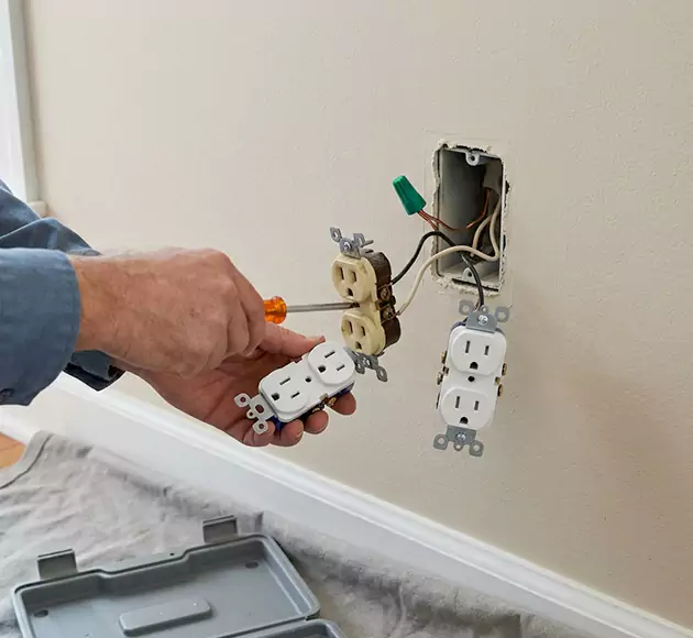 Professional Outlet Replacement: Your Local Swap-Out Team in Lancaster, OH